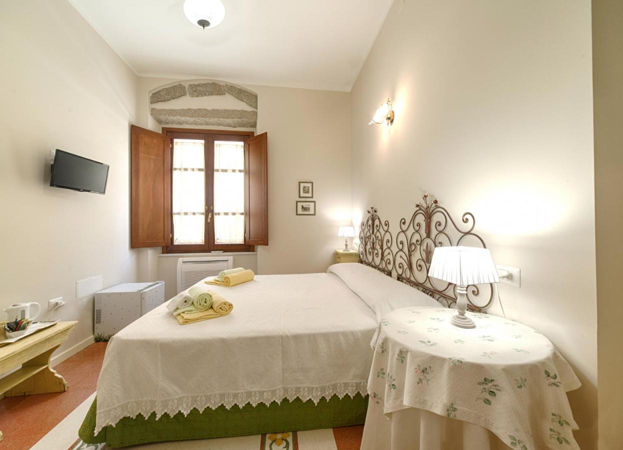 B&B A Casa Di Teresa 奧爾比亞 外观 照片